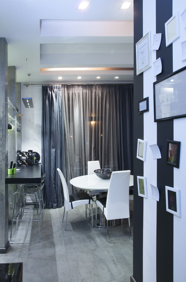 КВАРТИРА-СТУДИЯ 61,17 M2, В СТИЛЕ ПОП-АРТ НА САВВИНСКОЙ НАБ.