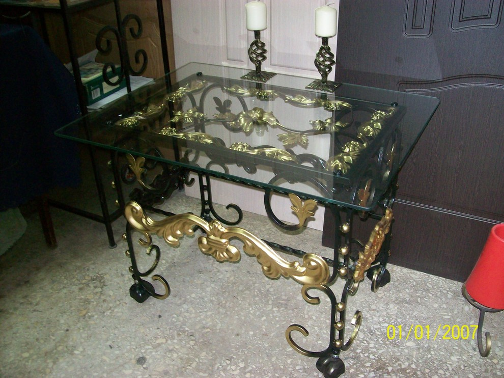 Ковка и предметы интерьеров