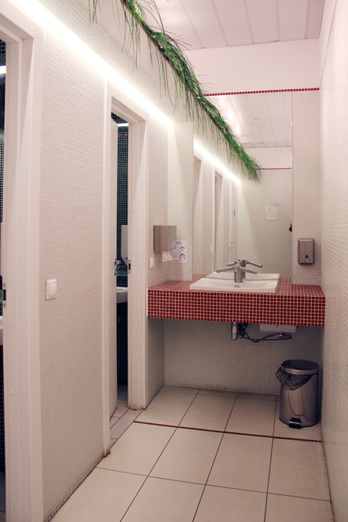 Интерьер павильона АЗС "Татнефть". Московский регион