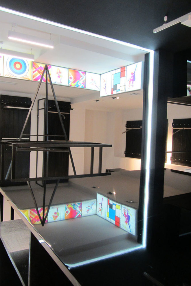 Обложка проекта: Шоу-рум спортивной одежды. Sportswear showroom. Moscow.