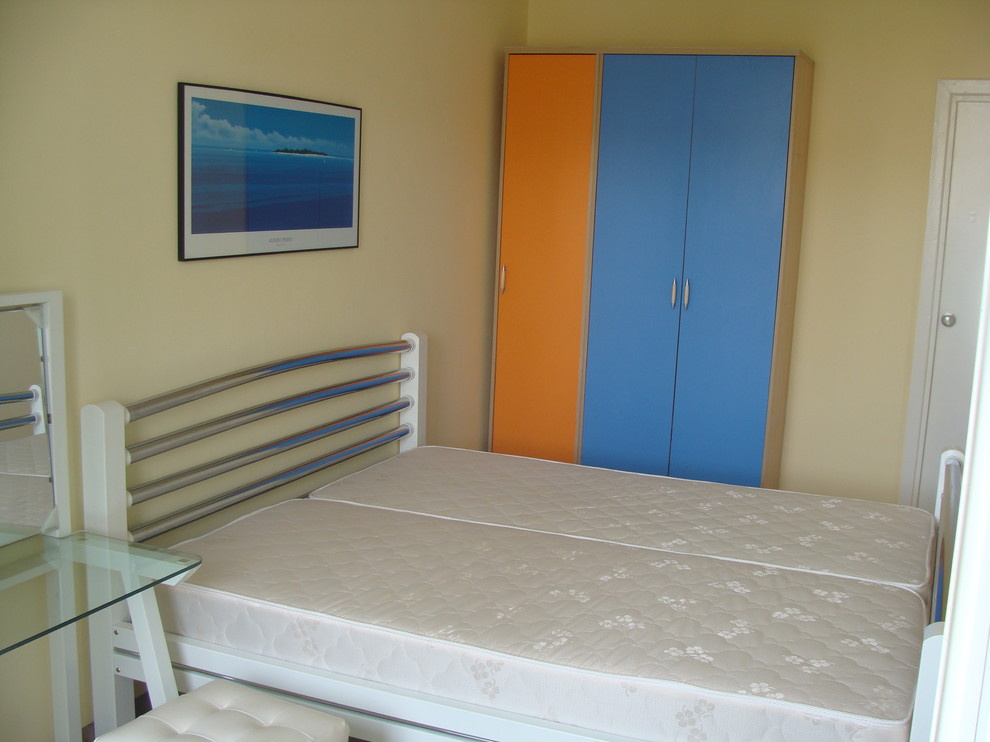 Металличкая кровать