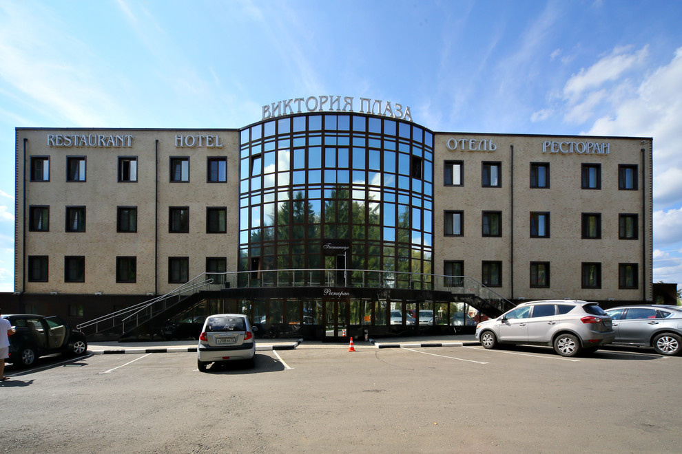 Отель "Виктория Плаза"