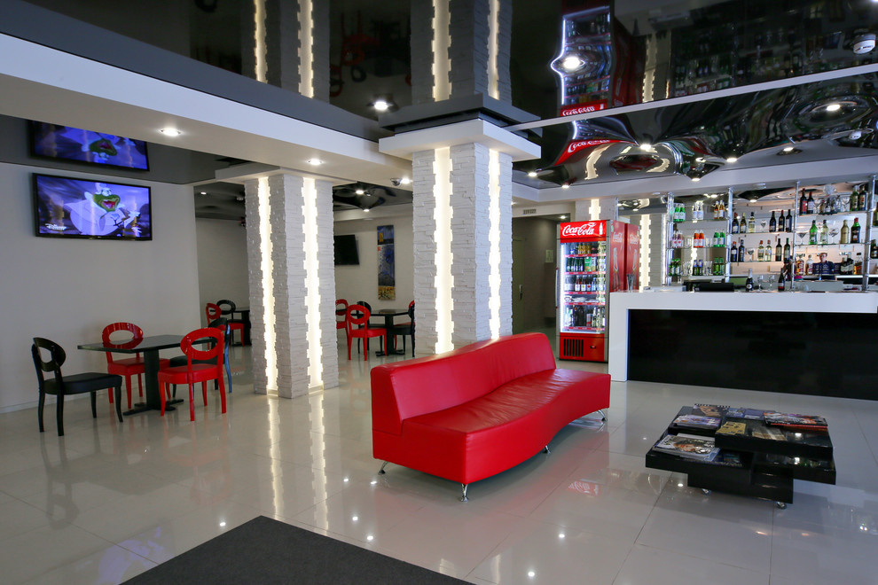 Отель "Виктория Плаза"