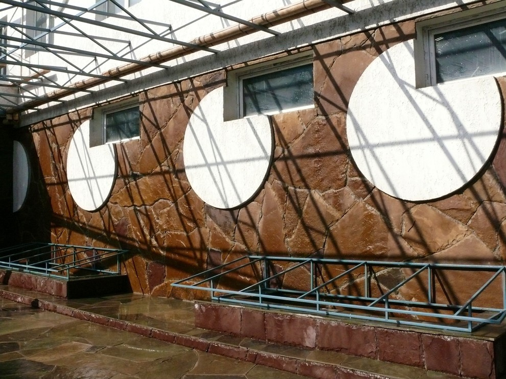 Облицовка фасадов песчаником