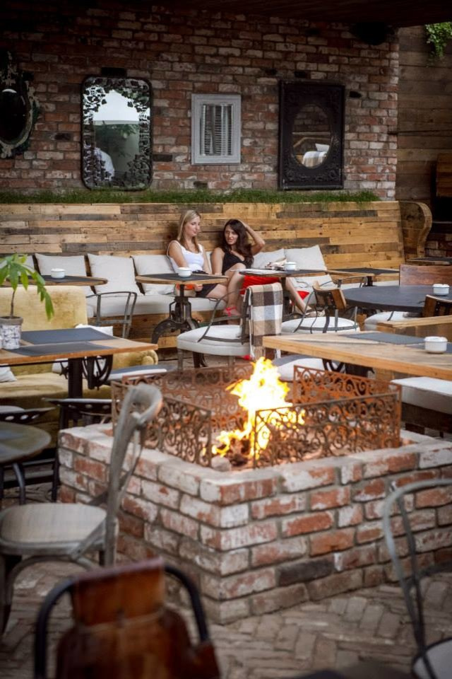 Ресторан "Двор"