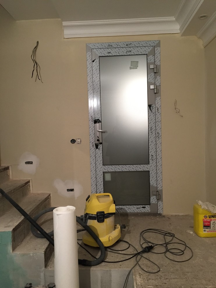 Обложка проекта: Дверь алюминиевая с тонированным стеклом!