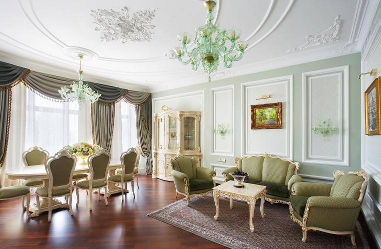 «Три цвета рококо»