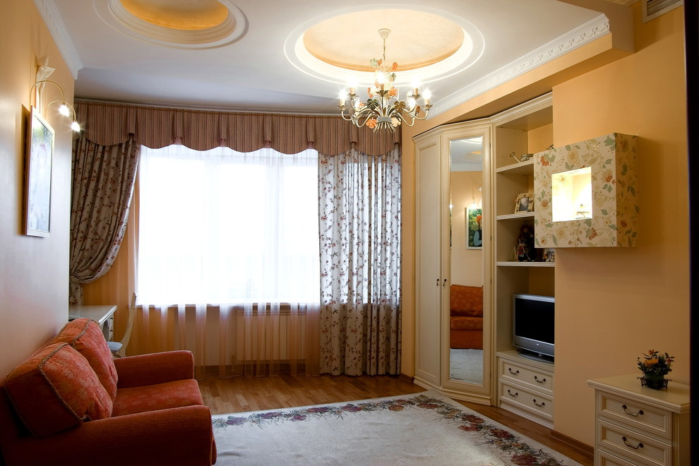 квартира  семьи R