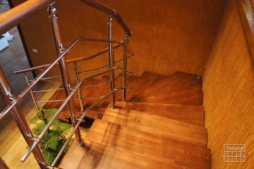 Лестницы на больцах