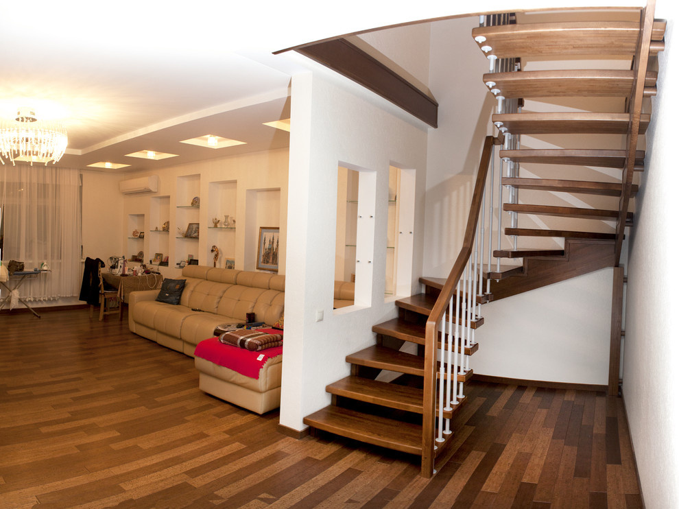 Лестницы на больцах