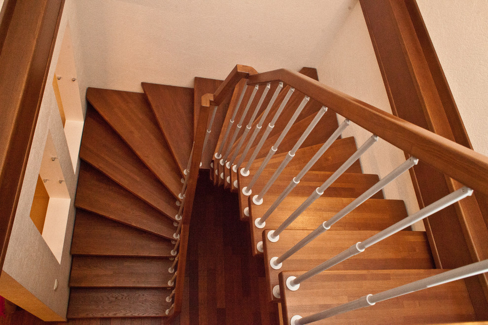 Лестницы на больцах