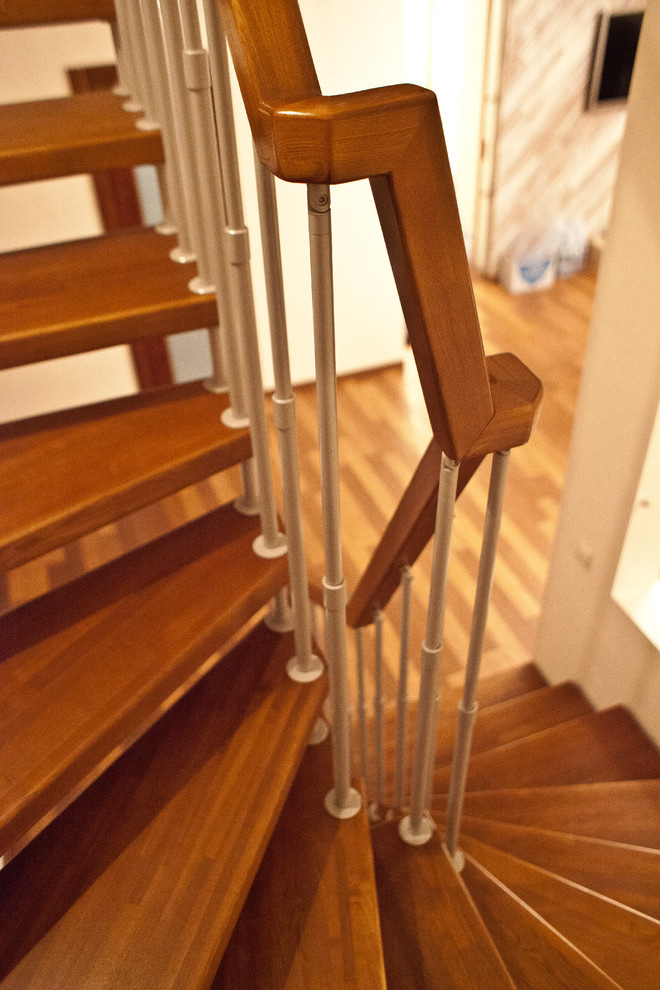 Лестницы на больцах