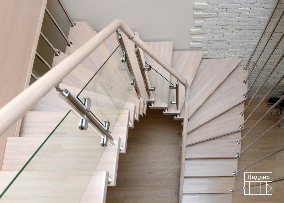 Лестницы на больцах