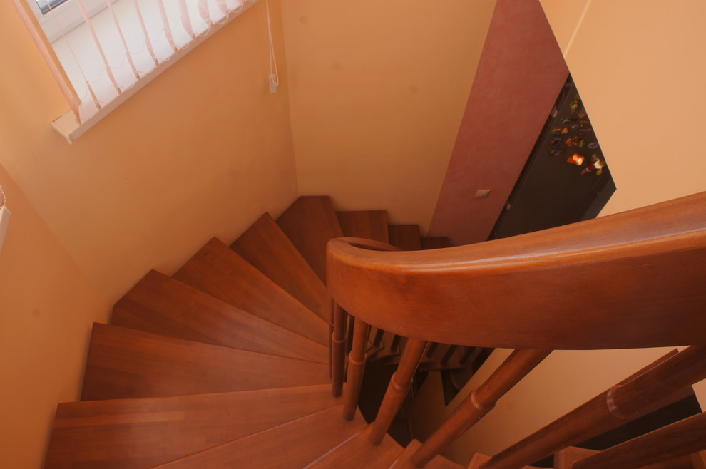 Лестницы на больцах