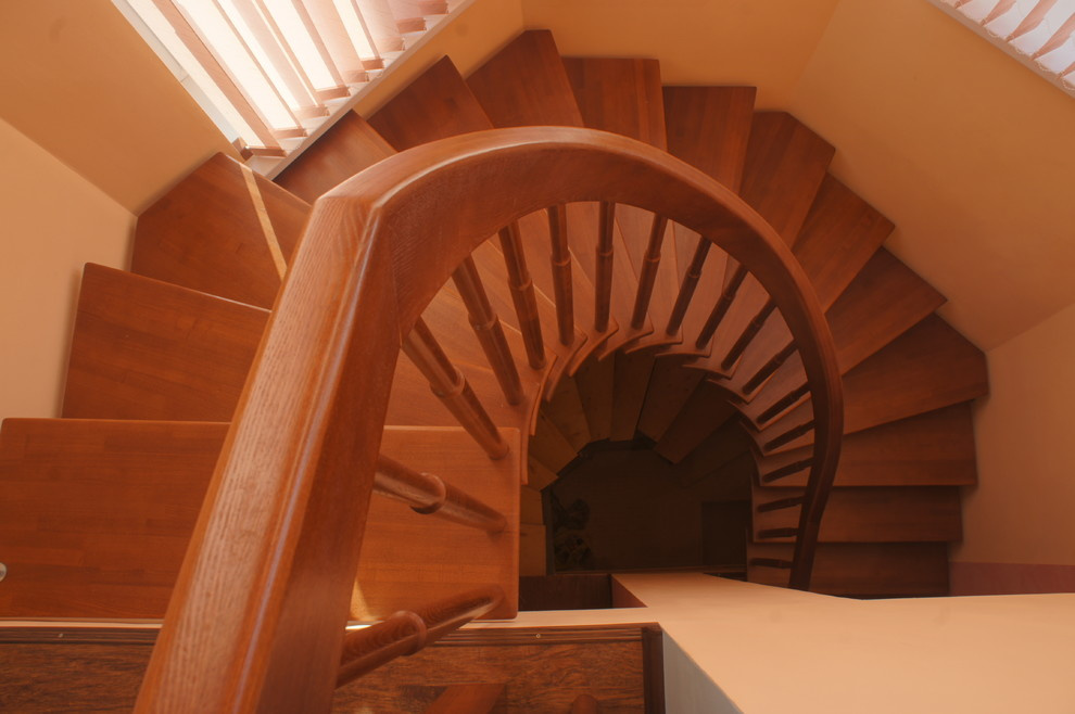 Лестницы на больцах