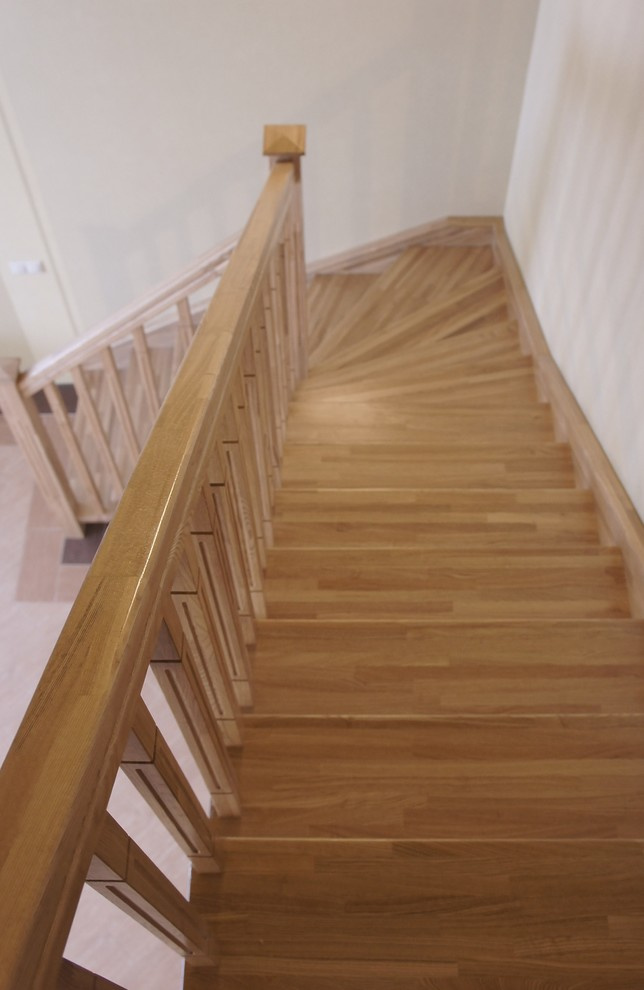 Лестницы на больцах