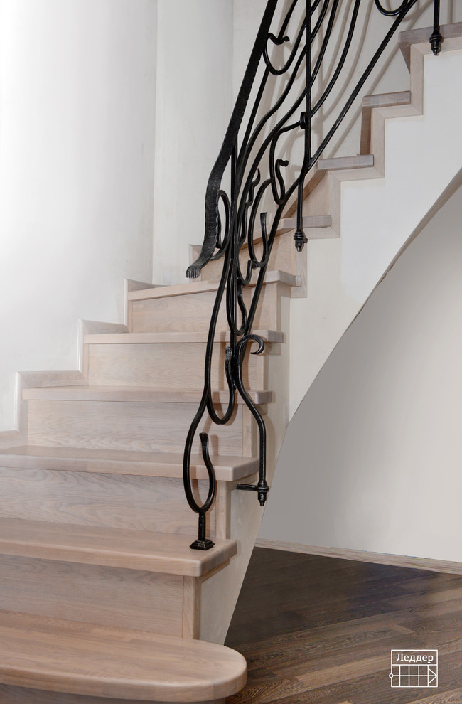 Лестницы на металлическом каркасе