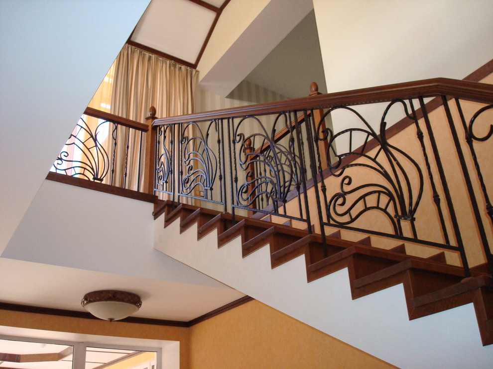 Лестницы на металлическом каркасе