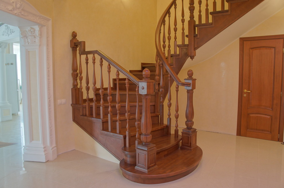 Лестницы на металлическом каркасе