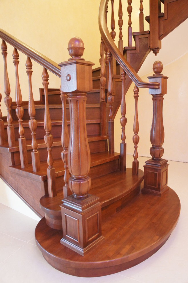 Лестницы на металлическом каркасе