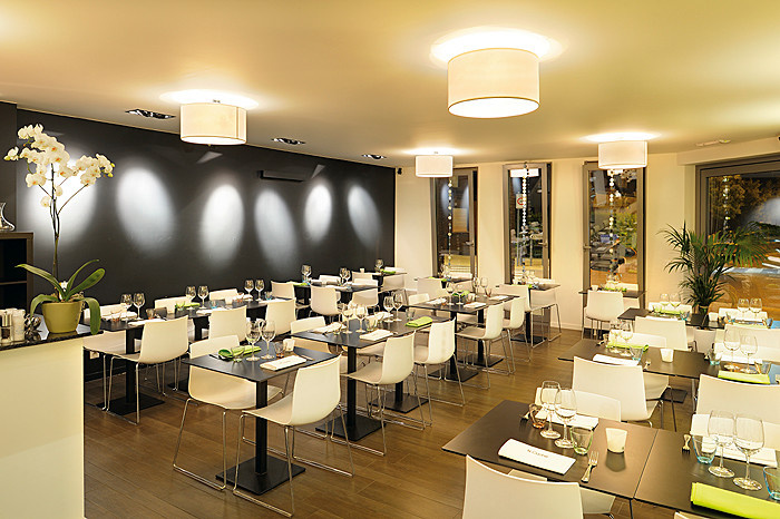 SOPRANA - светильники с текстильными абажурами.