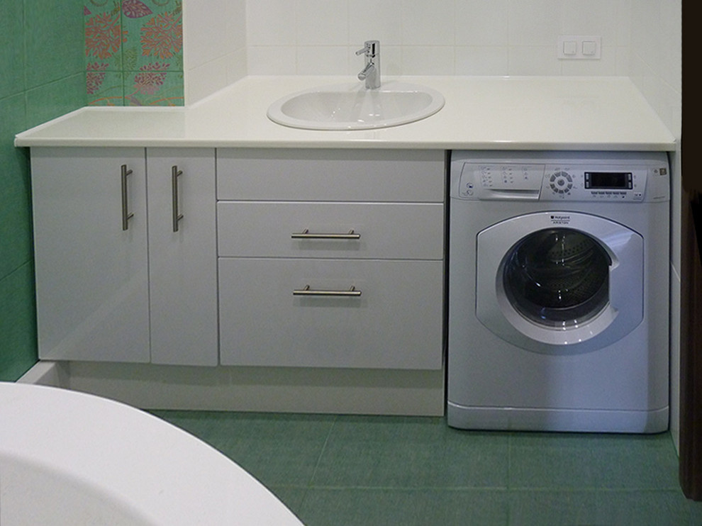 Черные пятна: Как победить грибок в ванной