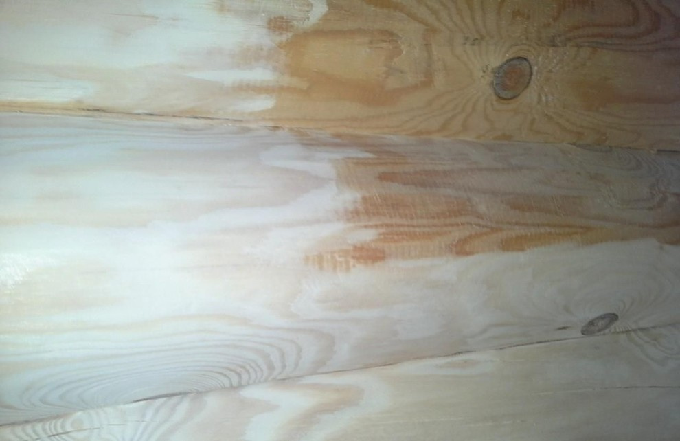 производим работы по шлифовке, покраске, конопатке срубов