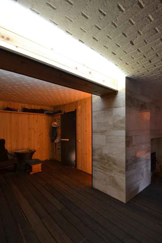 Баня на дровах. Мрамор, бамбук и кедр.