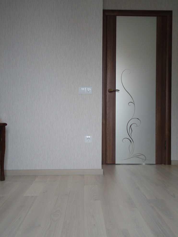 Обложка проекта: Напольные покрытия в 3-х комнатной квартире