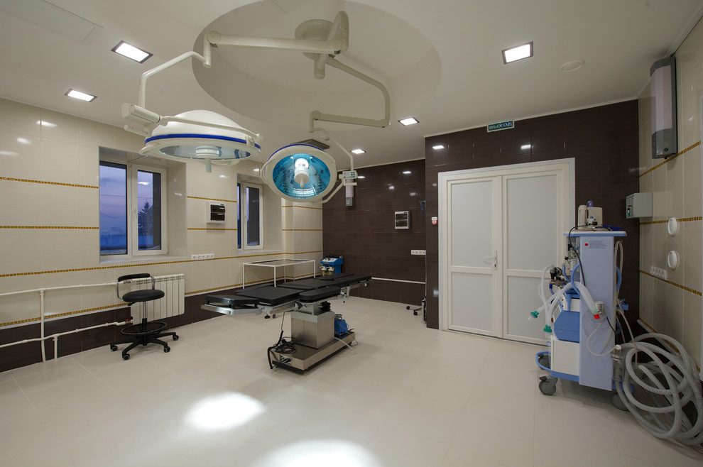 Операционная. Керамическая плитка и мозаика.