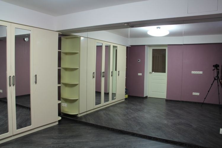 Котедж  360 м2