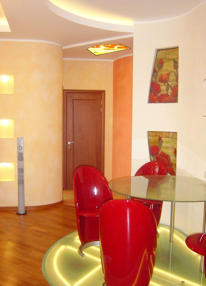 Apartment in Moscow with color accents
