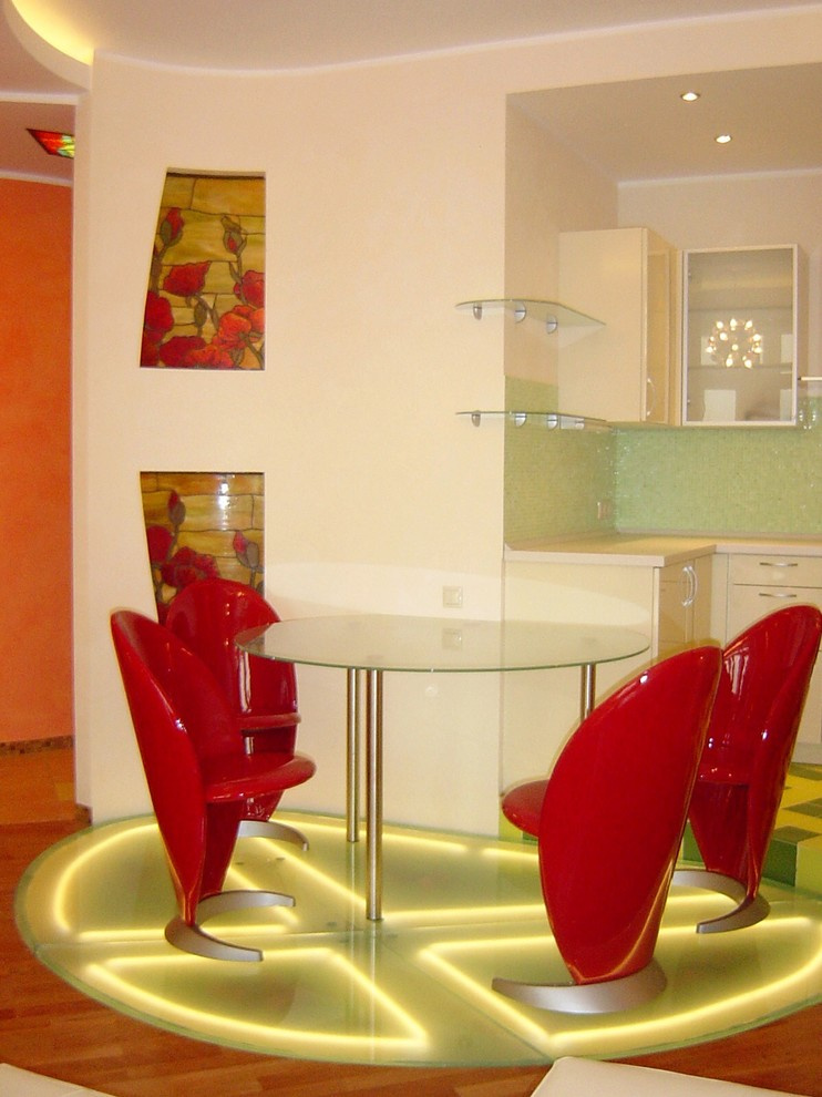 Apartment in Moscow with color accents