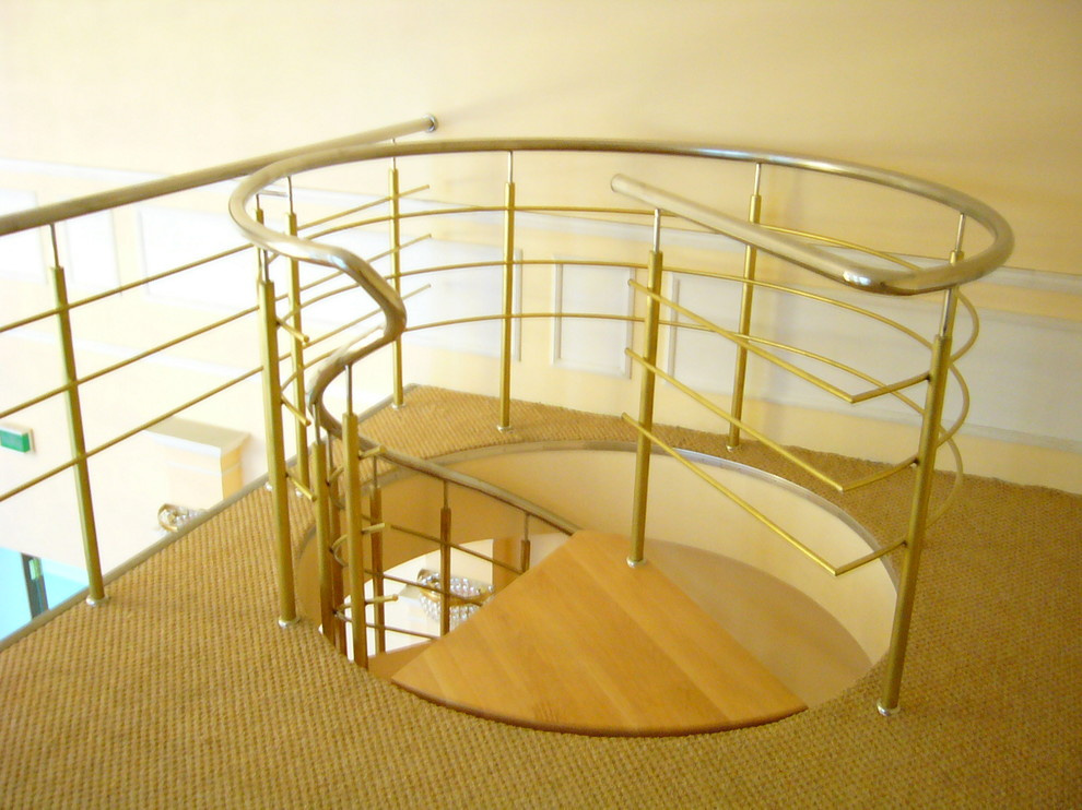 Лестница винтовая