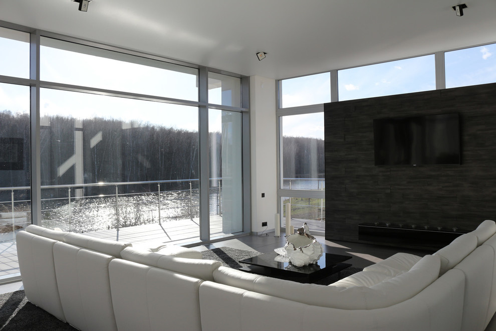 Загородный дом Миф на озере