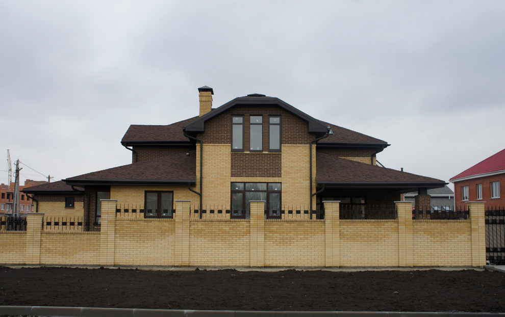 Индивидуальный жилой дом по улице Кленовой в городе Таганроге