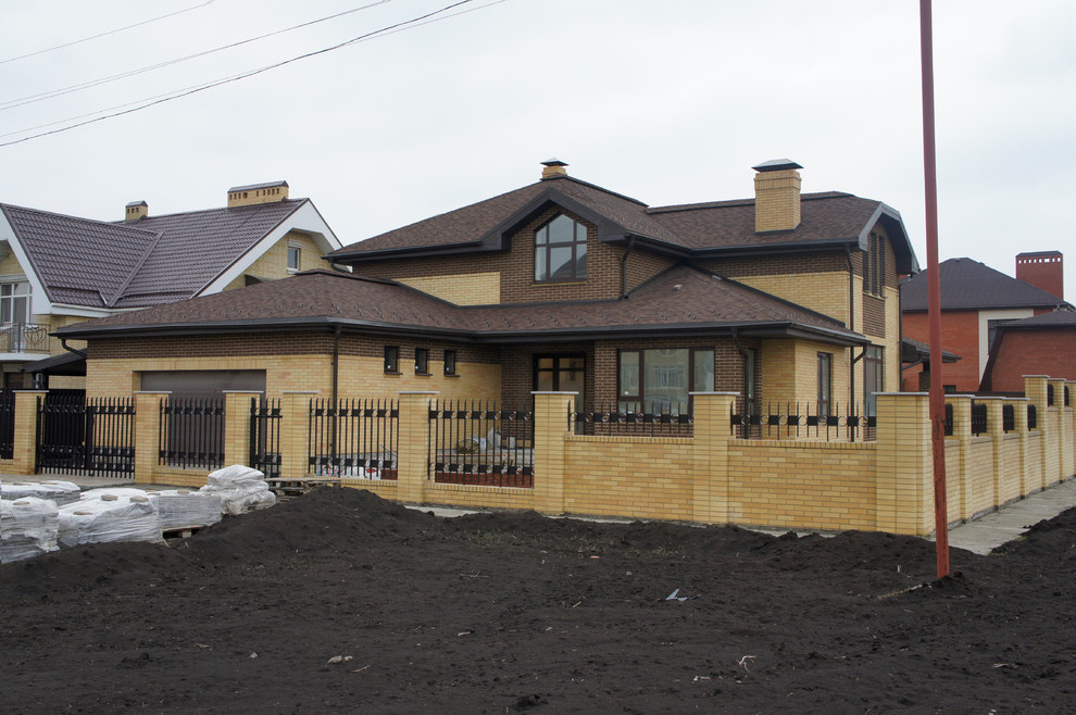 Индивидуальный жилой дом по улице Кленовой в городе Таганроге