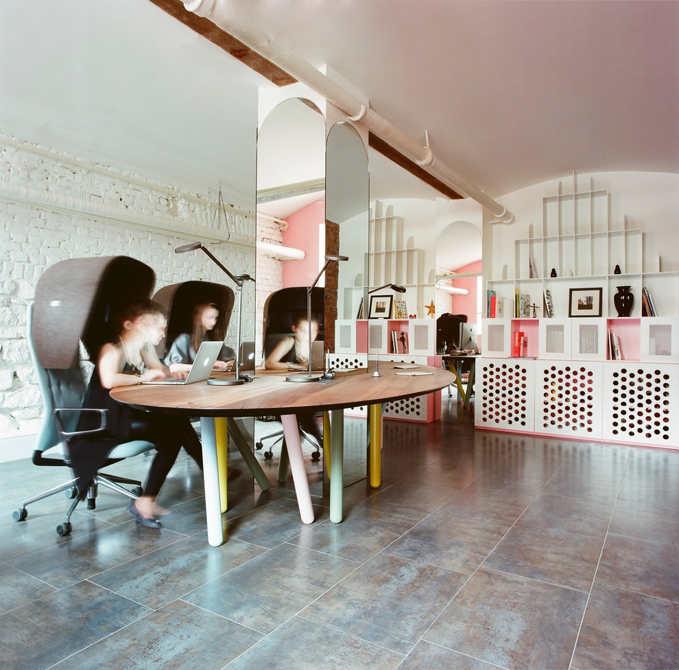 Proekt Agency, ICEOFF