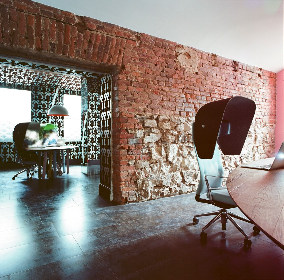 Proekt Agency, ICEOFF