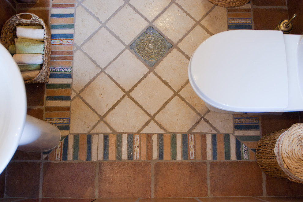 bathroom, shachebol house
