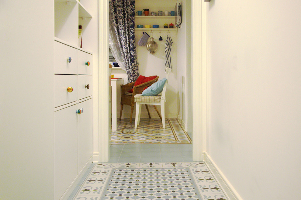 entrance hall, apartment lihachevsky