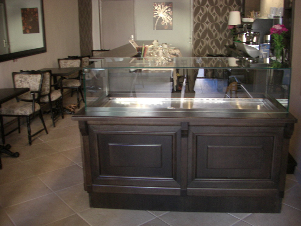 Барная стойка в кафе