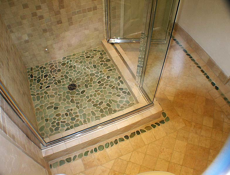 Использование Натуральной  Мозаики Галька на Сетке