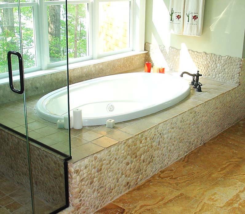 Использование Натуральной  Мозаики Галька на Сетке