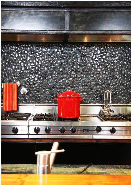 Натуральная Мозаика Галька на Сетке. Использование на кухонном фартуке