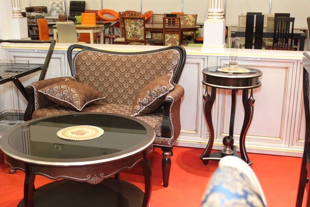 Классическая мебель из массива от фабрики "Юта"