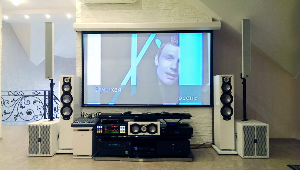 Компактная концертная акустика и караоке