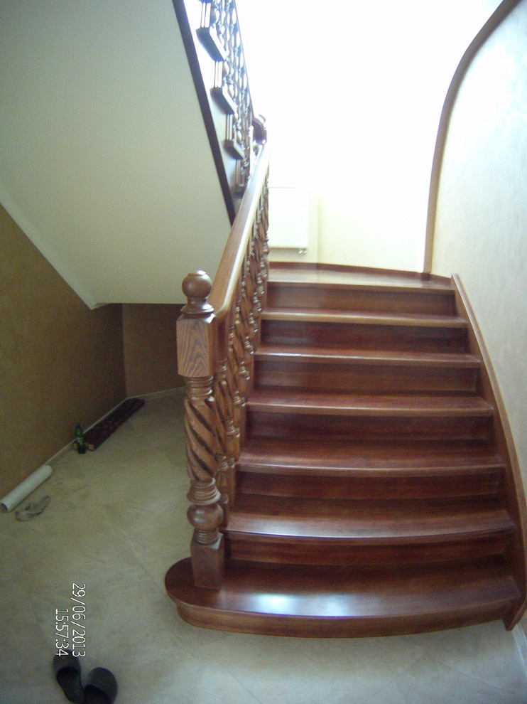 Лестница классическая