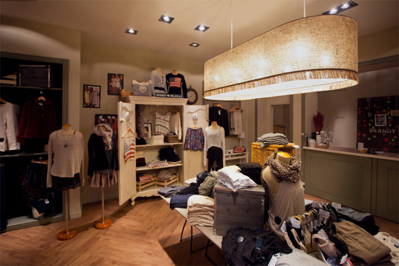 Магазин одежды Brandy Melville г. Санкт-Петербург