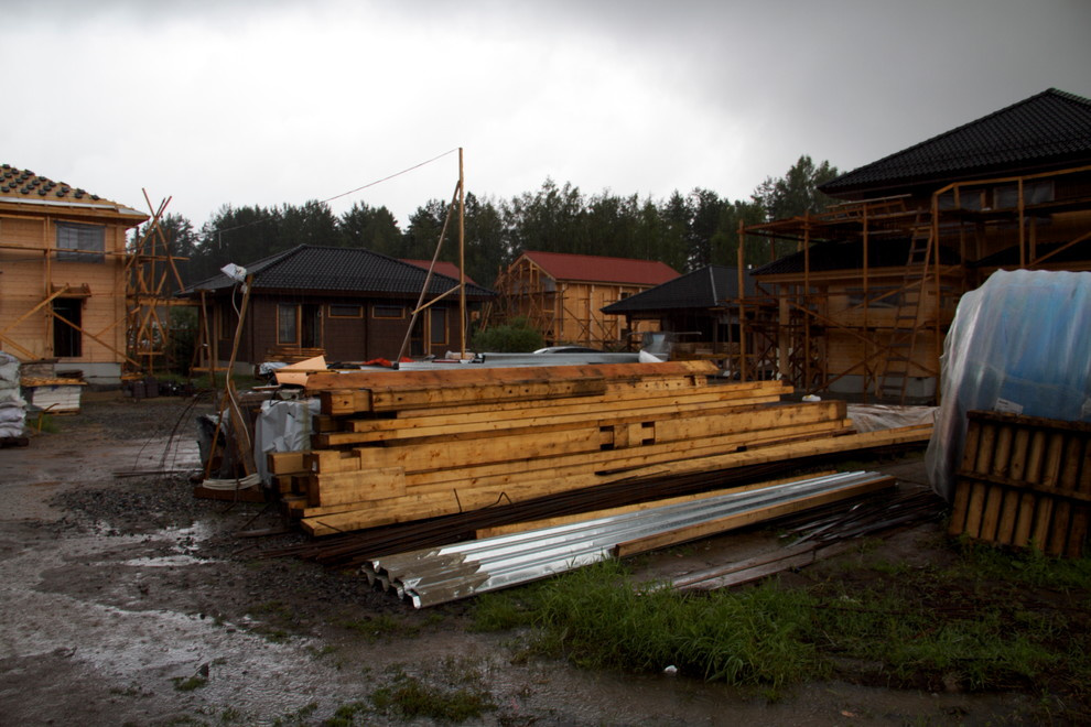 Участок до начала ландшафтных работ.